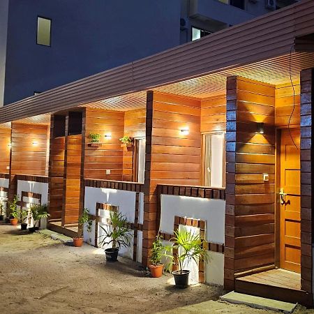 Batuta Maldives Inn Thulusdhoo Kültér fotó